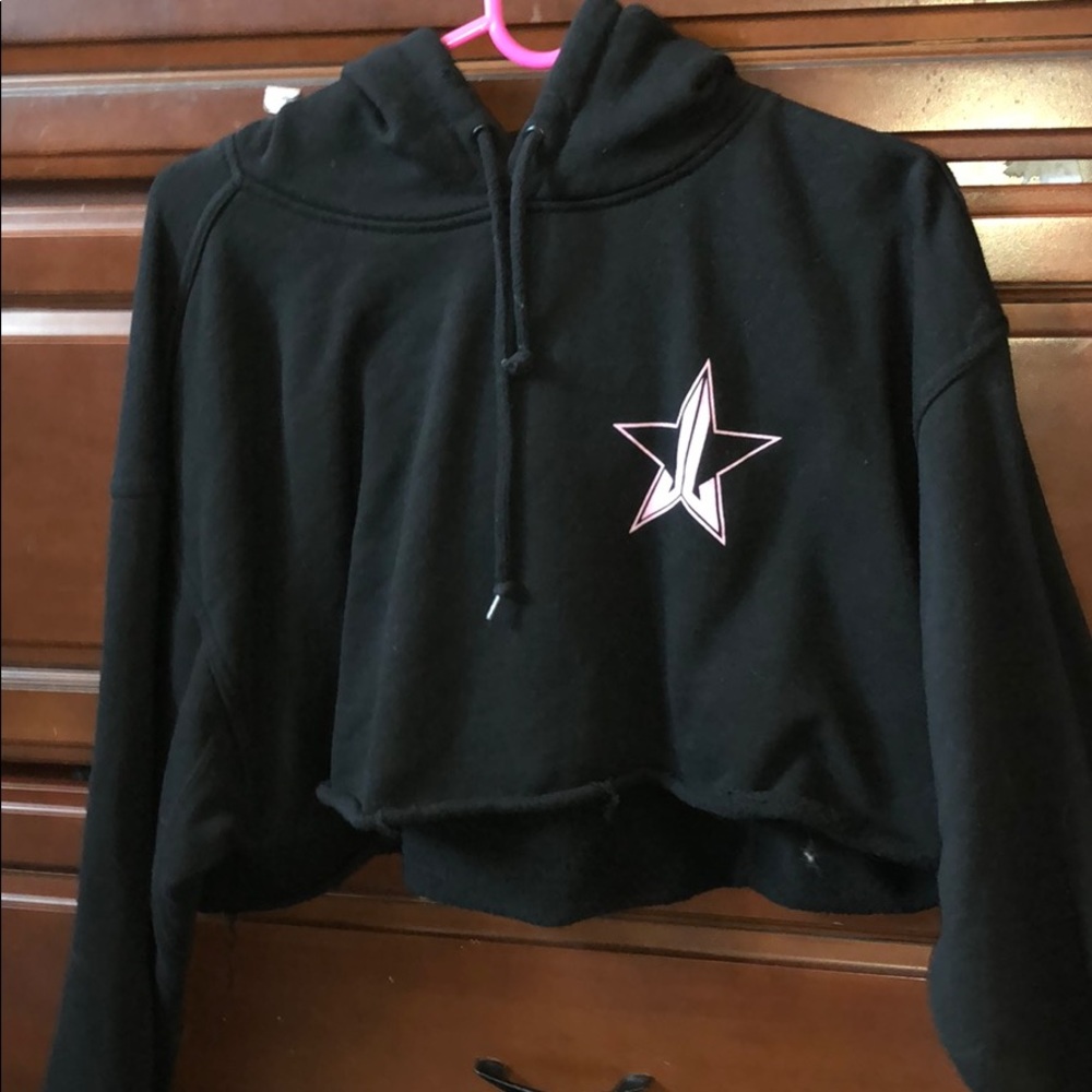 Cropped hoodie